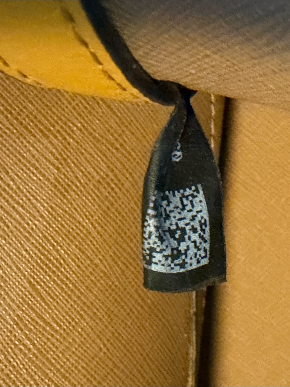 Michael Kors Trista Bucket Bag Mustard Yellow Saffiano Shoulder Bag - Picture 8 of 12